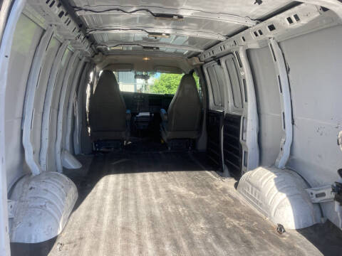 2019 Chevrolet Express 2500