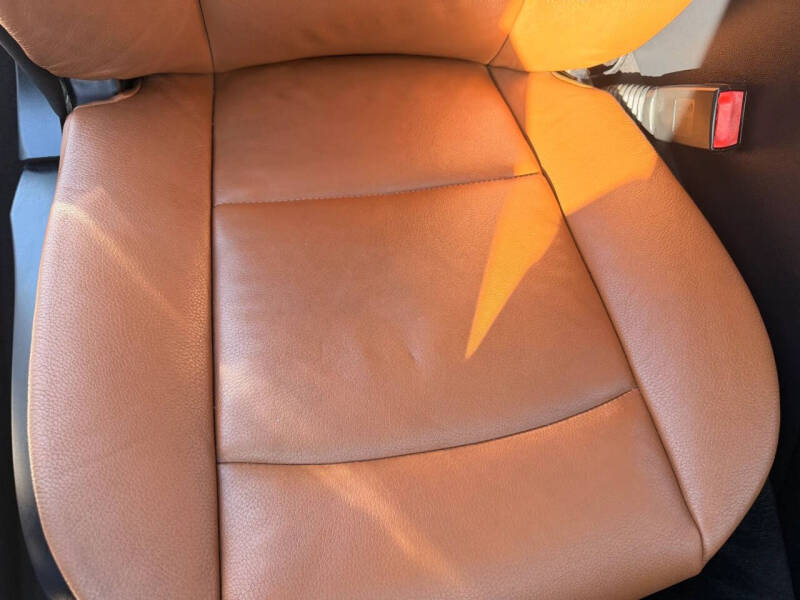2011 BMW 3 Series 335i