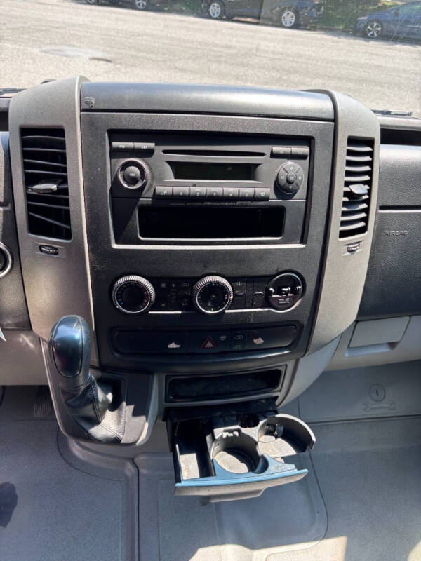 2011 Mercedes-Benz Sprinter 2500