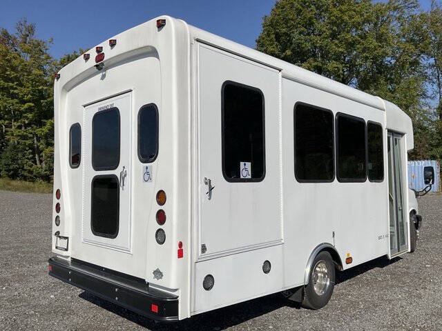 2022 Chevrolet Express 4500