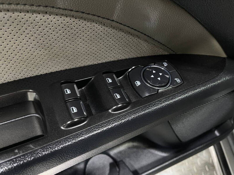 2017 Ford Fusion V6 Sport