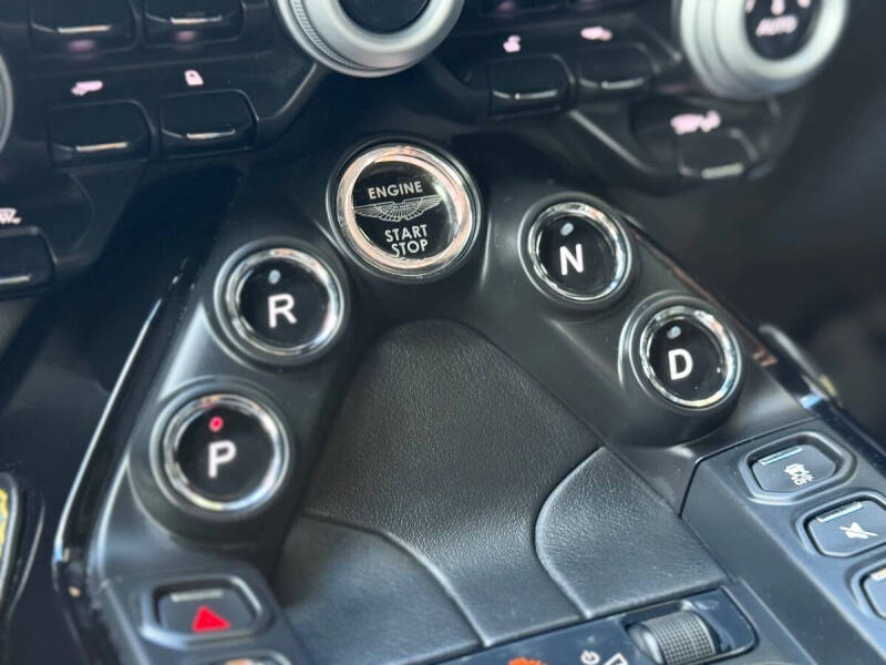2020 Aston Martin Vantage