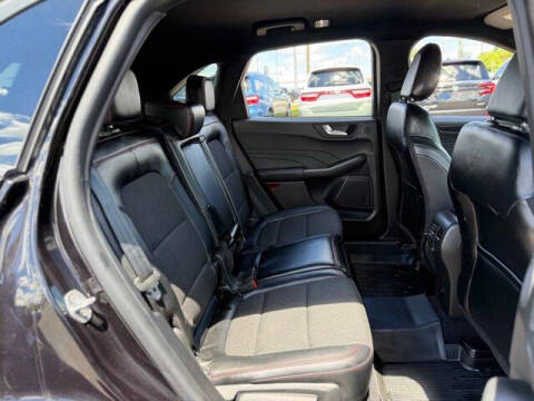 2023 Ford Escape ST-Line Select