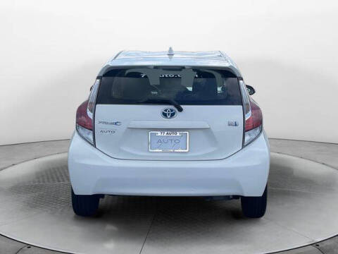 2016 Toyota Prius c Two