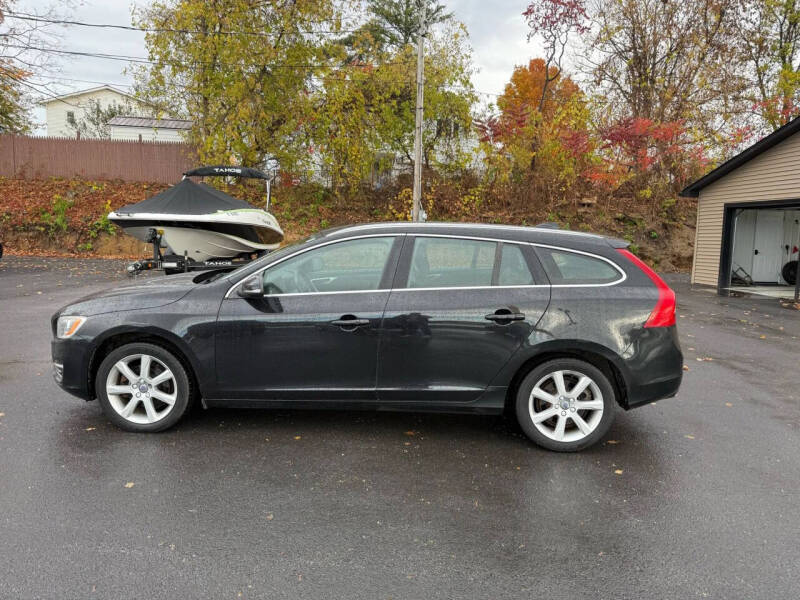 2017 Volvo V60 T5 Premier