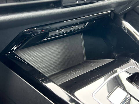 2023 Volkswagen Golf R 20th Anniversary Edition