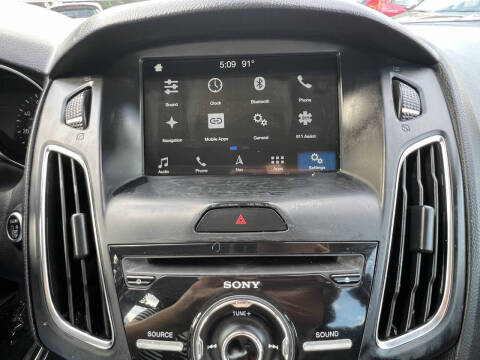 2017 Ford Focus Titanium
