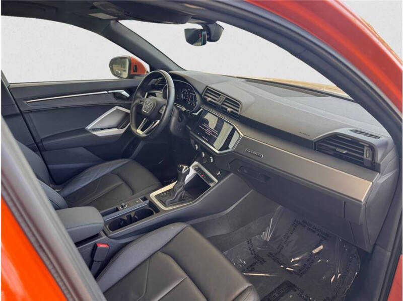 2023 Audi Q3 quattro S line Premium 45 TFSI