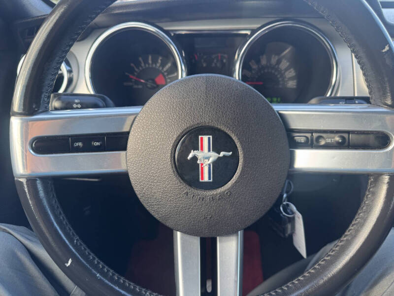 2006 Ford Mustang GT Deluxe