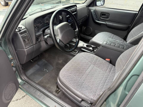 2000 Jeep Cherokee Sport