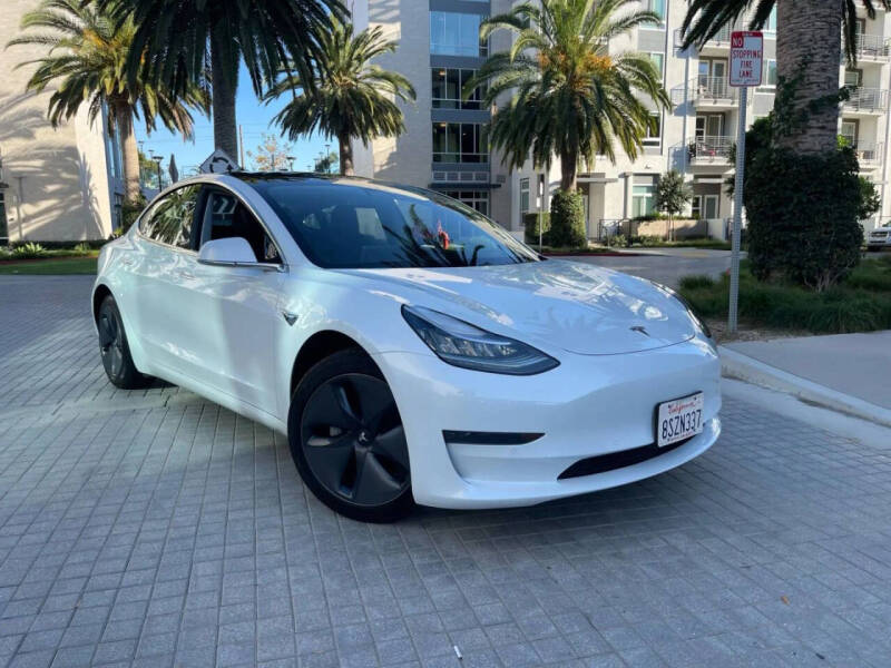 2020 Tesla Model 3 Standard Range Plus