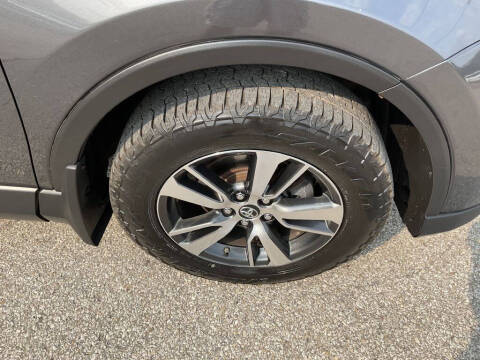 2017 Toyota RAV4 XLE