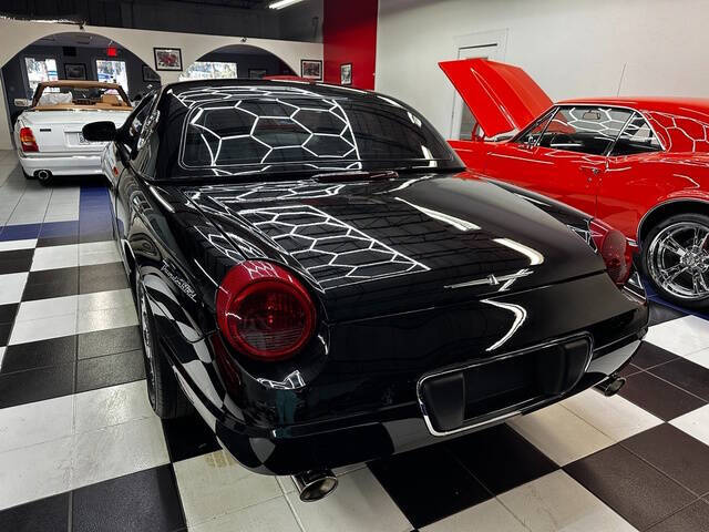 2005 Ford Thunderbird Deluxe
