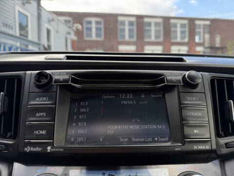 2017 Toyota RAV4 Hybrid SE