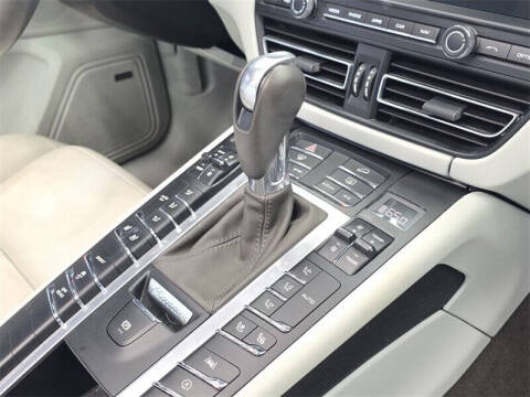 2020 Porsche Macan S