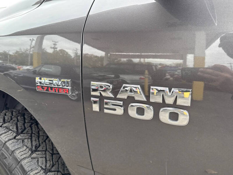 2015 RAM 1500 SLT