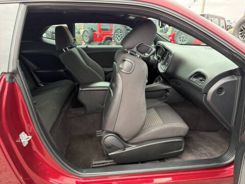 2018 Dodge Challenger SXT