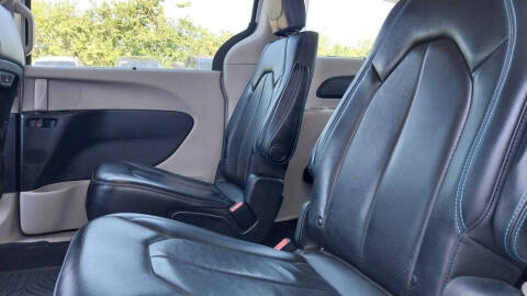 2021 Chrysler Pacifica Touring L