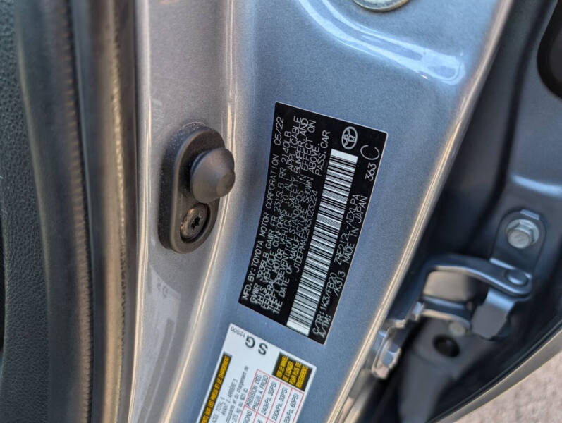 2022 Toyota Corolla LE