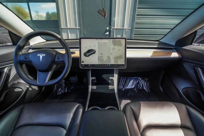 2020 Tesla Model 3 Performance