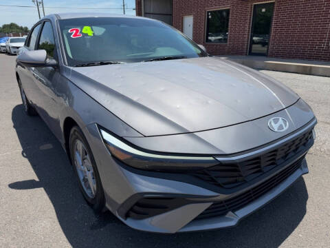 2024 Hyundai Elantra SE