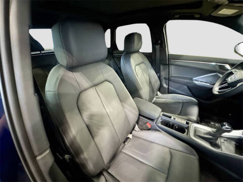 2025 Audi Q3 quattro S line Premium 45 TFSI