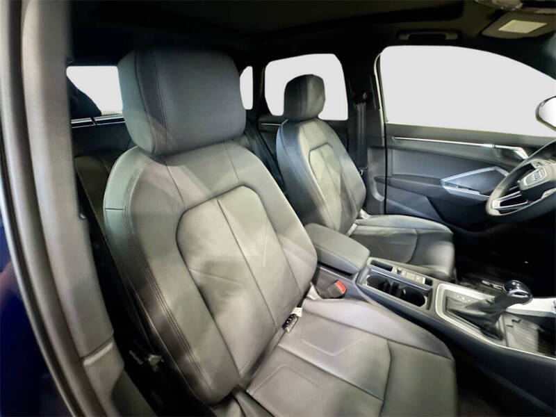 2025 Audi Q3 quattro S line Premium 45 TFSI