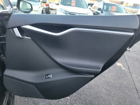 2015 Tesla Model S 85D