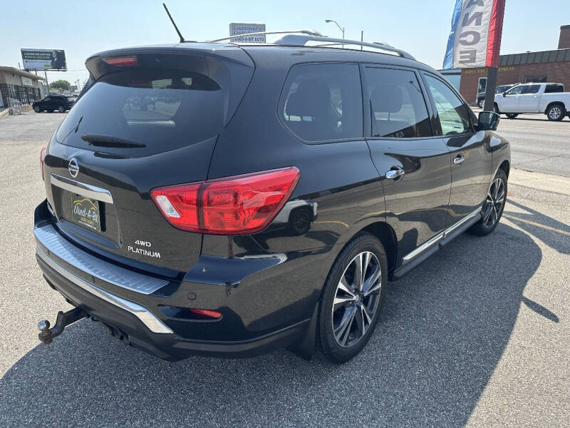 2017 Nissan Pathfinder Platinum