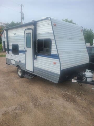 2020 Gulf Stream 16ft Bunk House for sale at D & T AUTO INC in Columbus MN
