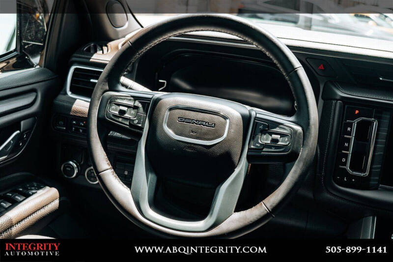 2023 GMC Yukon Denali