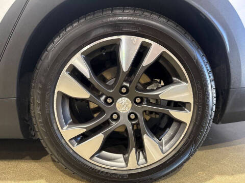2018 Buick Regal TourX Essence