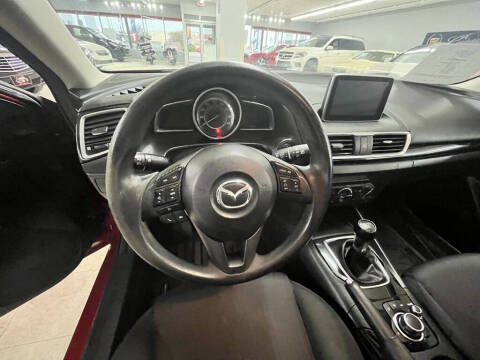 2016 Mazda MAZDA3 i Sport