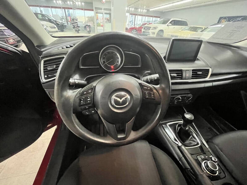2016 Mazda MAZDA3 i Sport