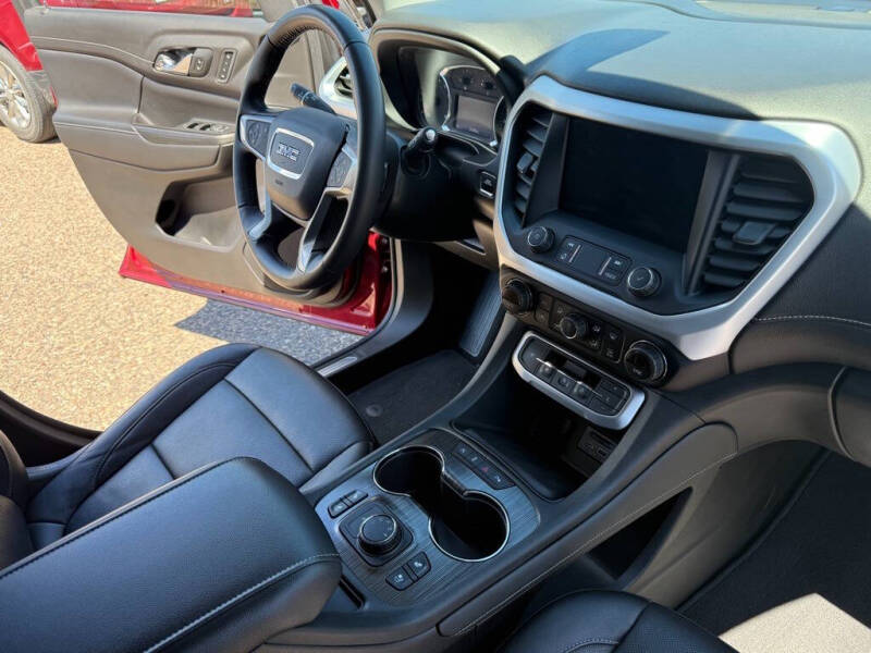 2020 GMC Acadia SLT