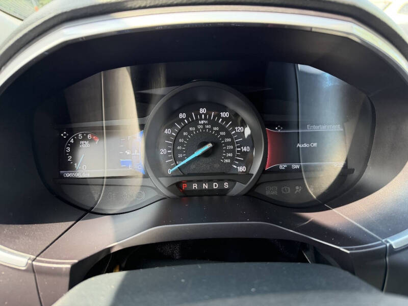 2017 Ford Edge Titanium