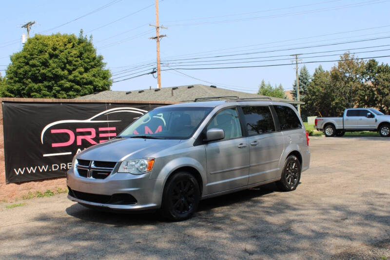 2016 Dodge Grand Caravan for sale at Dream Auto Group in Shelby Township MI