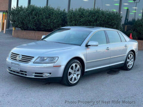 2004 Volkswagen Phaeton V8
