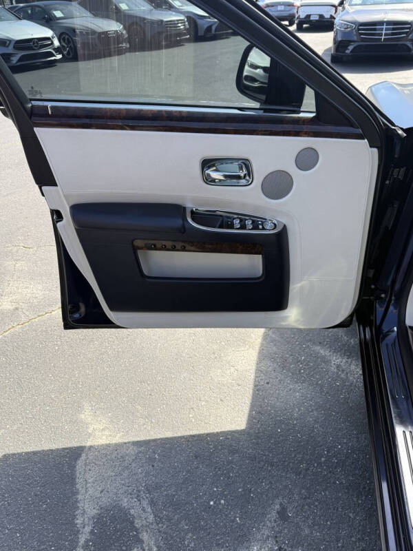 2012 Rolls-Royce Ghost