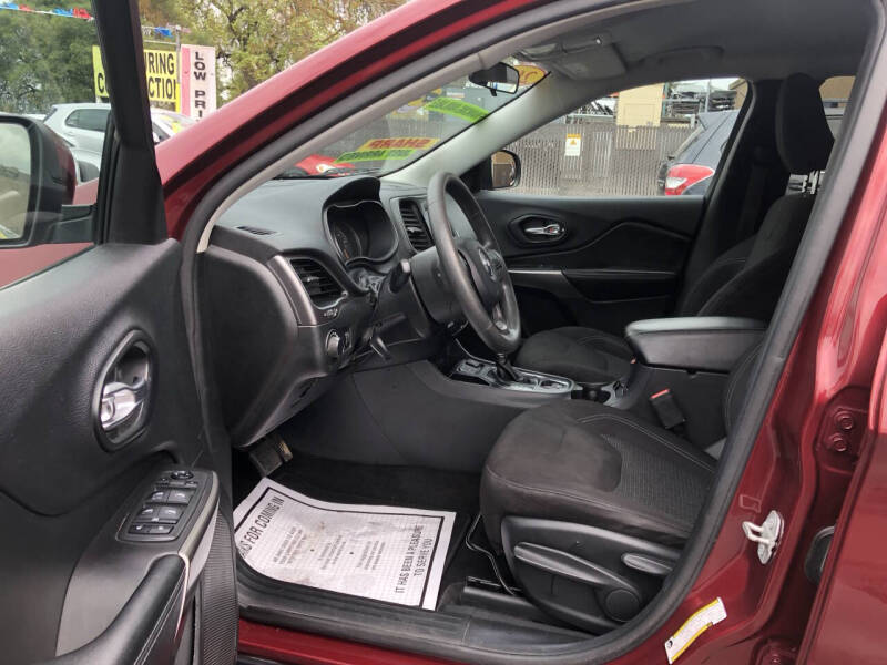 2020 Jeep Cherokee Latitude