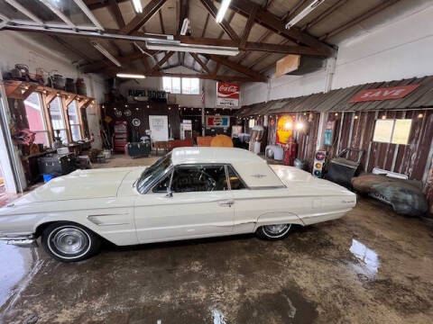 1965 Ford Thunderbird