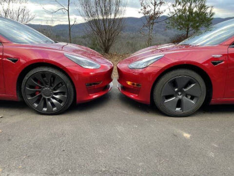 2023 Tesla 3 Performance