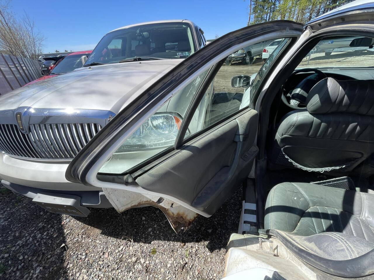 1998 Pontiac Bonneville for sale at Twin Cities Auctions in Elk River, MN