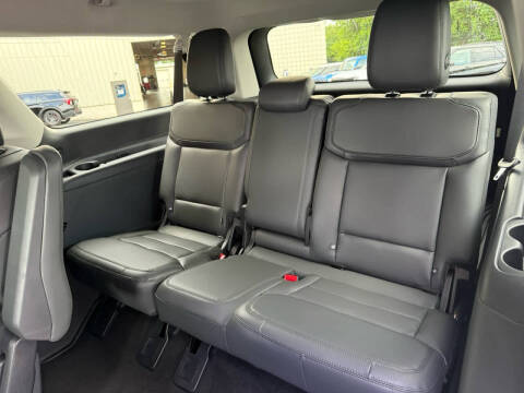 2026 Ford Expedition MAX Active