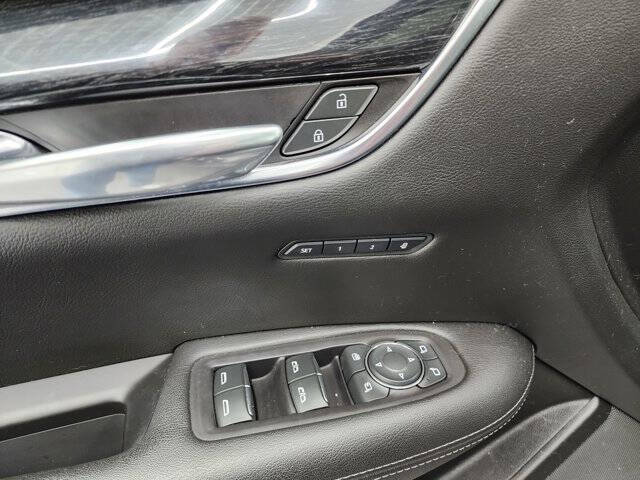 2020 Cadillac XT5 Premium Luxury