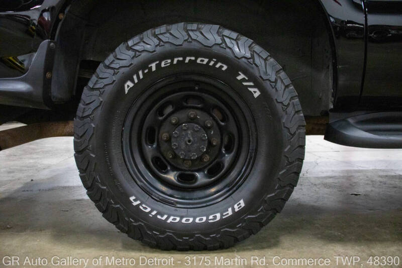 2005 Ford Excursion XLT