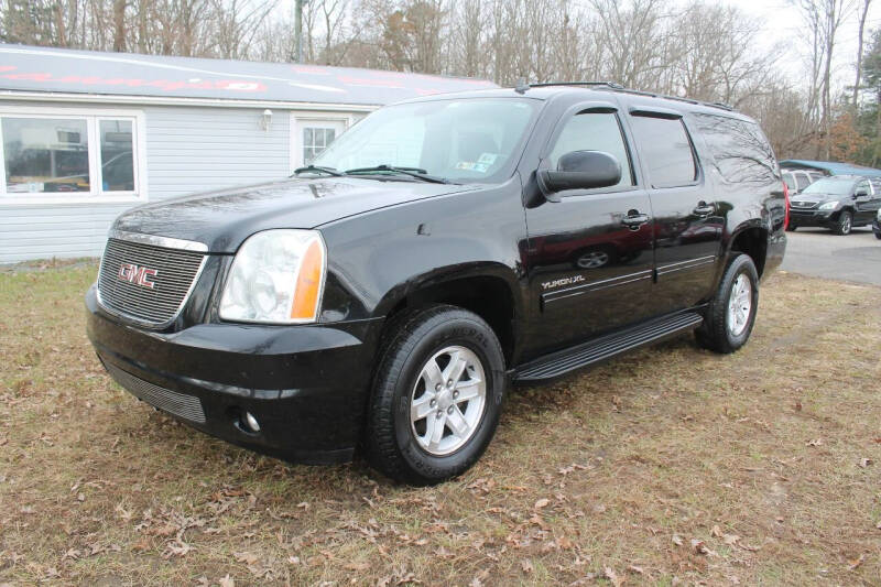 2011 GMC Yukon XL for sale at Manny's Auto Sales in Winslow NJ