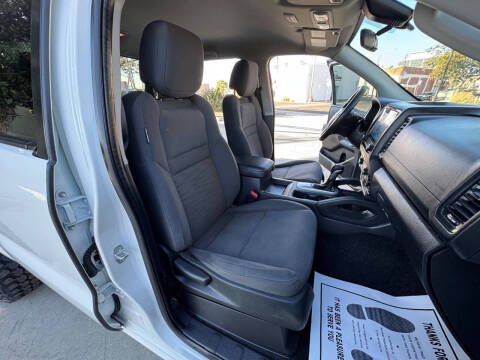 2022 Nissan Frontier S