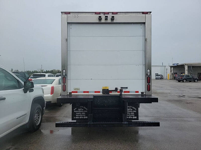 2019 Hino 155