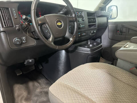 2020 Chevrolet Express 2500